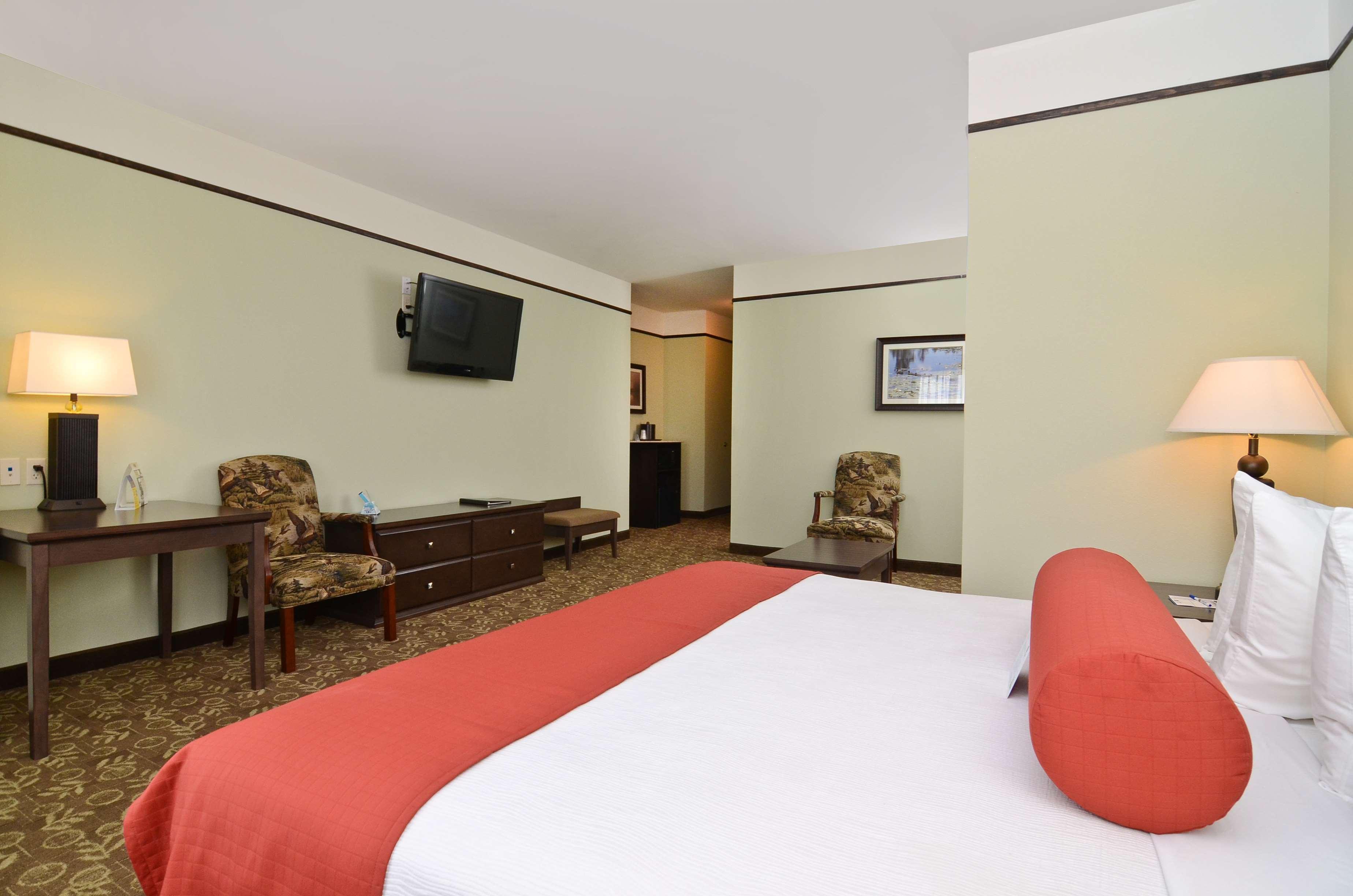 Best Western Plus Emory At Lake Fork Inn & Suites Ngoại thất bức ảnh